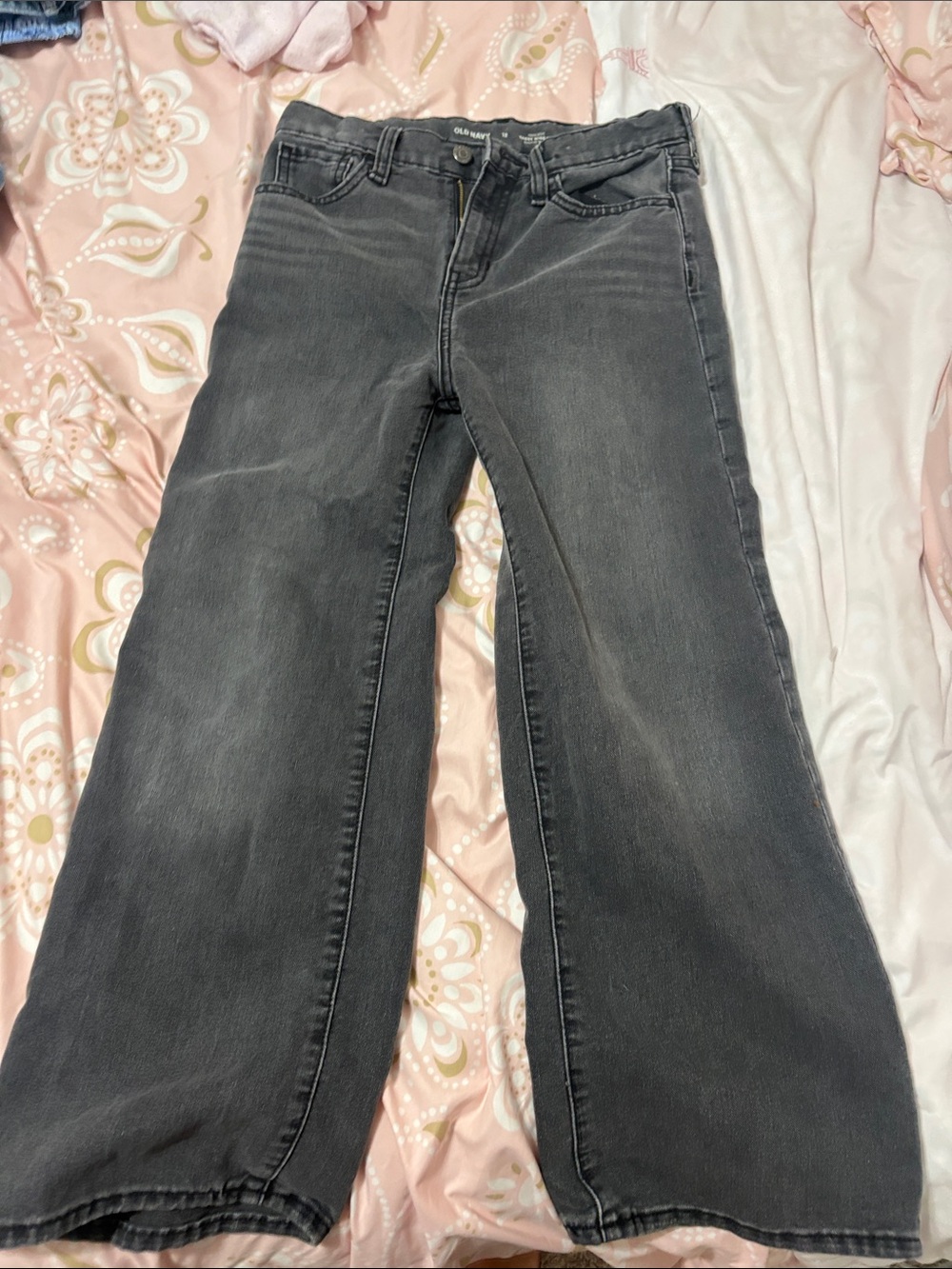 Old Navy Women's Wide-Leg Jeans in Washed Black